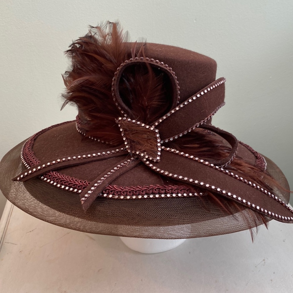 Vintage Swan Hat dark brown hat